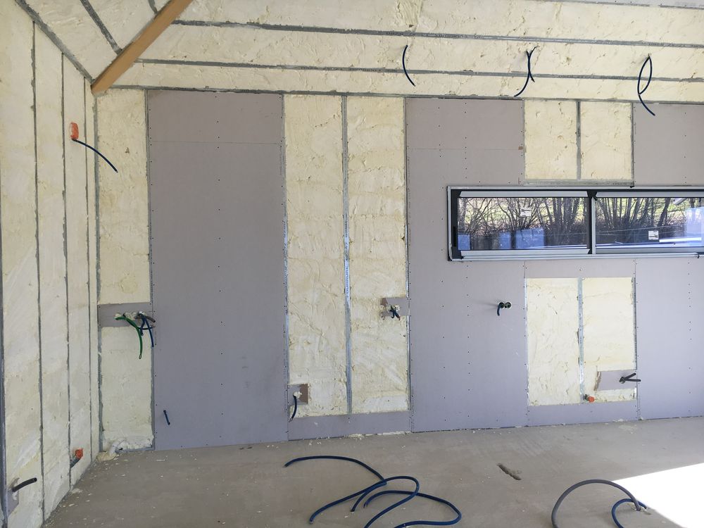 Isolation garage : mur, sol, dalle, plafond - Techfoam, expert en